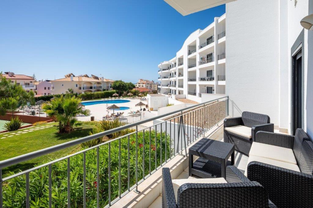 Appartement Vista Das Ondas Olhos de Agua  Buitenkant foto